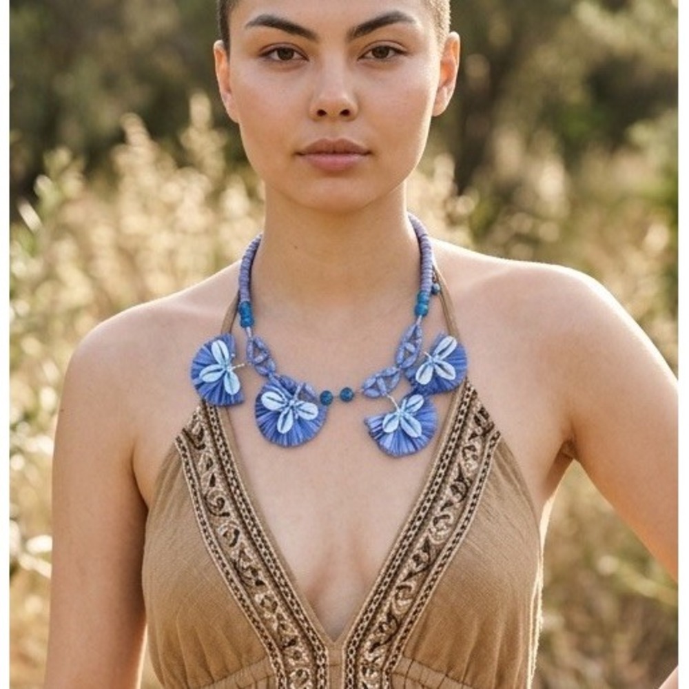 New Chico's Coastal Shell Raffia Statement Necklace Blue Beaded Resort Boho